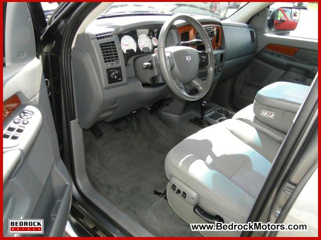 2006 Dodge Ram 2500 SLT