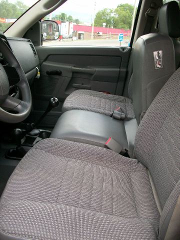 2006 Dodge Ram 2500 EX W/ Leather And DVD