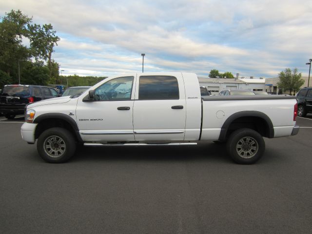 2006 Dodge Ram 2500 Ml350 With Navigation