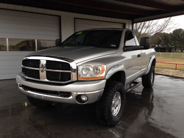 2006 Dodge Ram 2500 Wagon SE