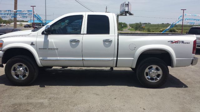 2006 Dodge Ram 2500 4d Wagon AWD