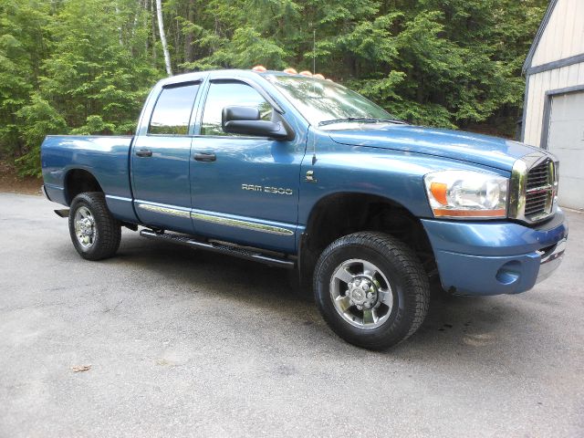 2006 Dodge Ram 2500 4d Wagon AWD