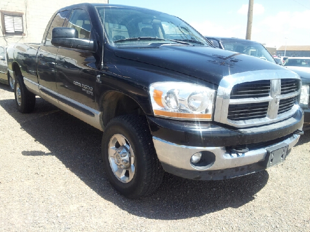 2006 Dodge Ram 2500 4dr 4WD EXT LS 4x4 SUV