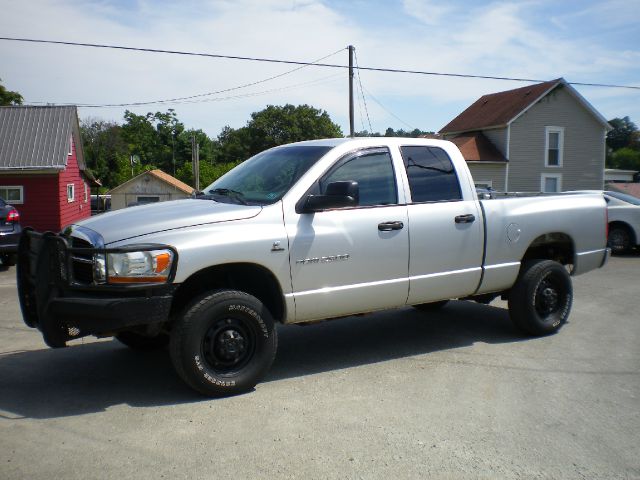 2006 Dodge Ram 2500 4d Wagon AWD