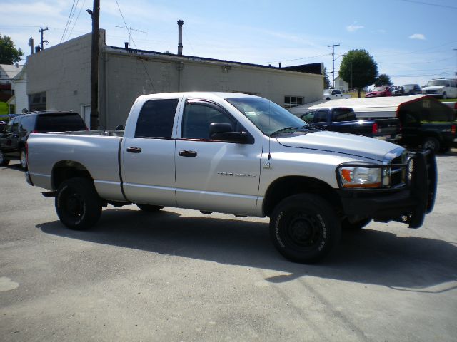 2006 Dodge Ram 2500 4d Wagon AWD