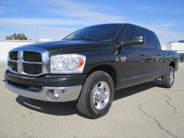 2007 Dodge Ram 2500 2WD Regular Cab 6.3 Ft Box ST