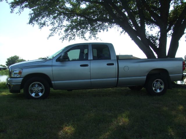 2007 Dodge Ram 2500 2WD Double Cab Standard Bed 5.7L V8 (SE) Truck