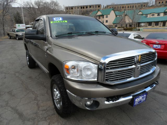 2007 Dodge Ram 2500 4d Wagon AWD