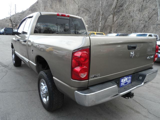 2007 Dodge Ram 2500 4d Wagon AWD