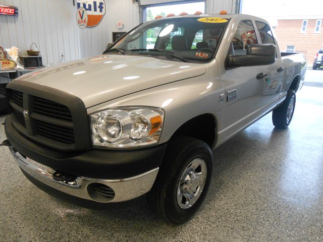 2007 Dodge Ram 2500 4dr LX 4WD Auto