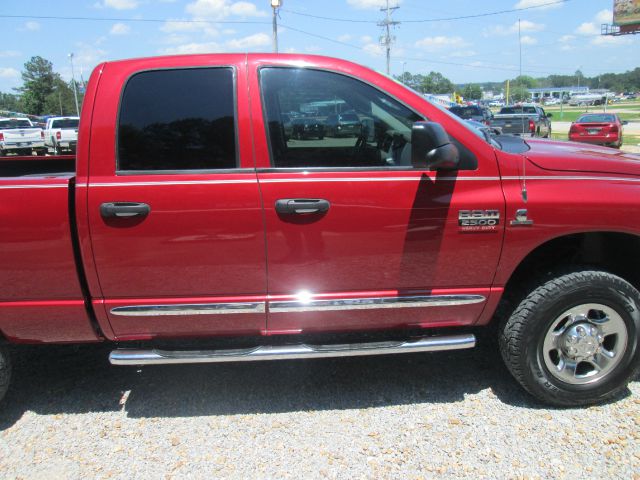 2007 Dodge Ram 2500 4d Wagon AWD