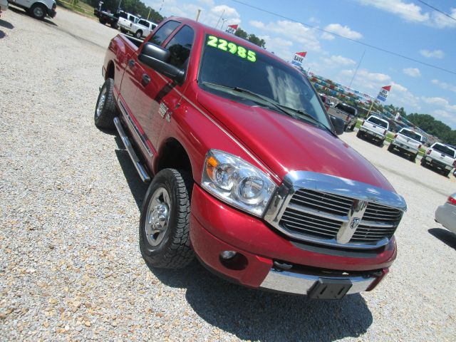 2007 Dodge Ram 2500 4d Wagon AWD