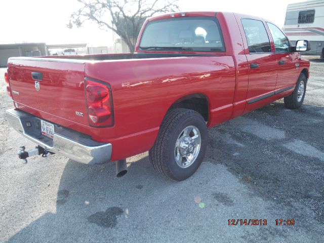 2007 Dodge Ram 2500 2WD Regular Cab 6.3 Ft Box ST