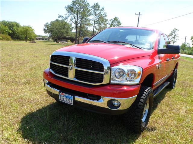 2007 Dodge Ram 2500 3 Minivan 4D