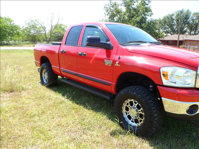 2007 Dodge Ram 2500 3 Minivan 4D