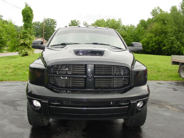 2007 Dodge Ram 2500 4dr LX 4WD Auto