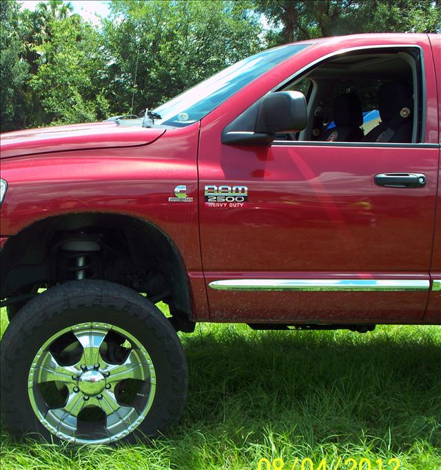 2007 Dodge Ram 2500 Double Cab 4WD V8 4.7