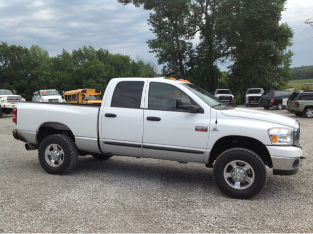 2007 Dodge Ram 2500 4d Wagon AWD