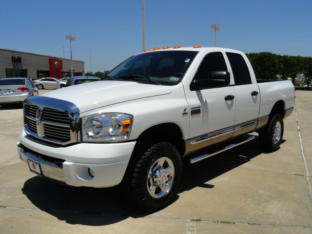 2008 Dodge Ram 2500 4dr LX 4WD Auto