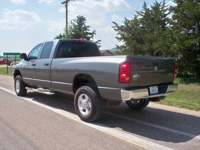 2008 Dodge Ram 2500 4dr 4WD EXT LS 4x4 SUV