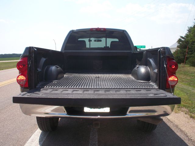 2008 Dodge Ram 2500 4dr 4WD EXT LS 4x4 SUV