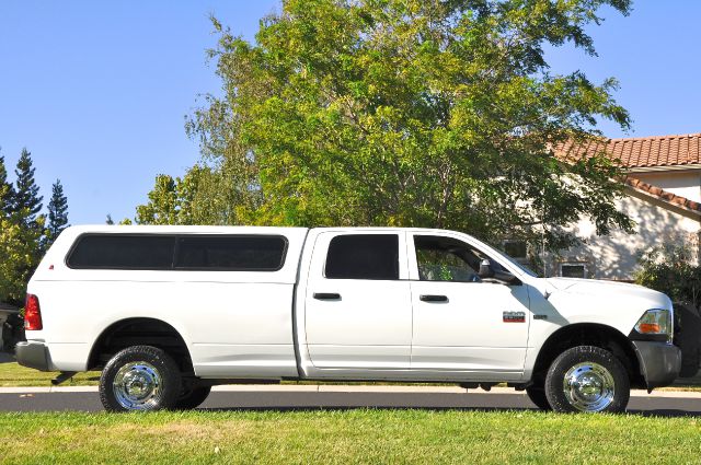 2010 Dodge Ram 2500 AWD, DVD, Navi, Rear Camera