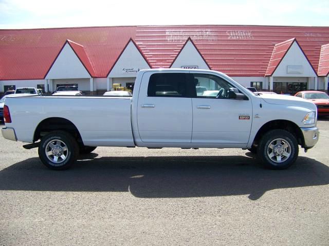 2010 Dodge Ram 2500 AWD, DVD, Navi, Rear Camera