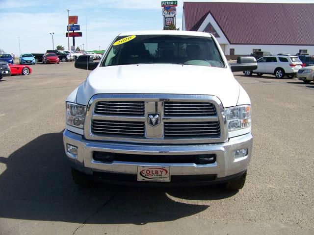 2010 Dodge Ram 2500 AWD, DVD, Navi, Rear Camera