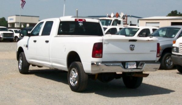 2011 Dodge Ram 2500 AWD, DVD, Navi, Rear Camera