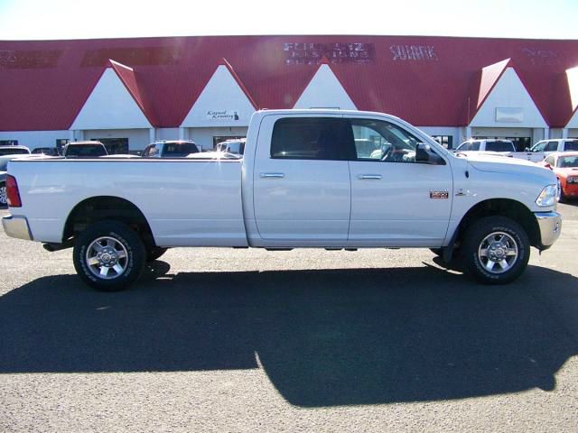 2011 Dodge Ram 2500 AWD, DVD, Navi, Rear Camera