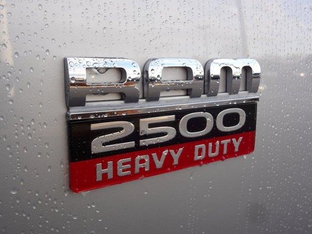 2011 Dodge Ram 2500 SLT 25