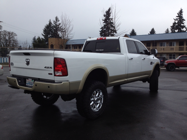 2012 Dodge Ram 2500 4dr Sdn 2.4L AT FWD W/snrf