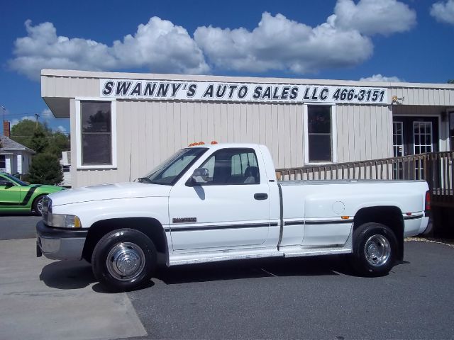 1996 Dodge Ram 3500 Sport WITH GPS Navigation