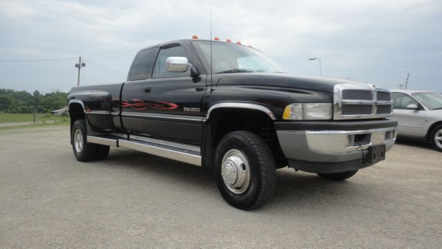 1997 Dodge Ram 3500 LE - Offroad Package