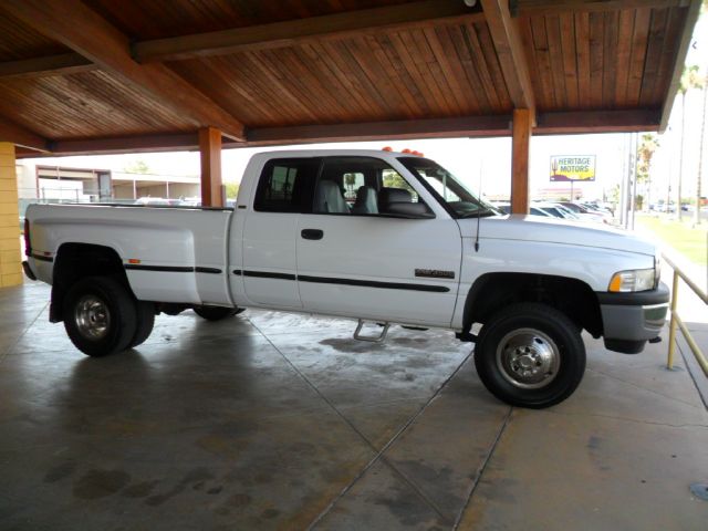 1998 Dodge Ram 3500 Quadcab SXT V/8 Automatic