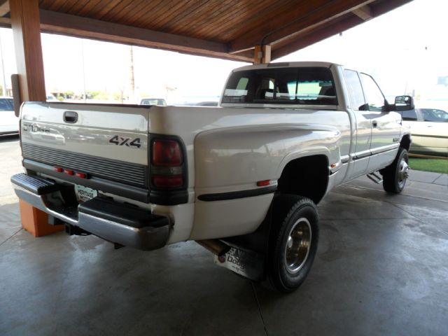 1998 Dodge Ram 3500 Quadcab SXT V/8 Automatic