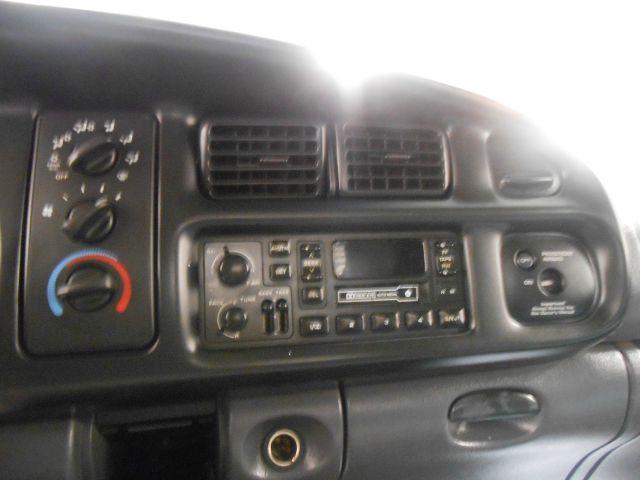 1998 Dodge Ram 3500 Quadcab SXT V/8 Automatic