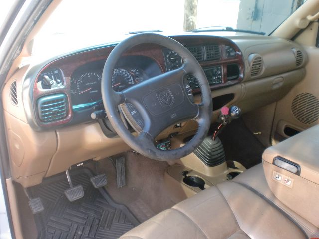 1999 Dodge Ram 3500 2WD Regular Cab 6.3 Ft Box ST