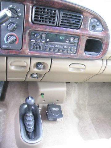 2001 Dodge Ram 3500 Bighorn-lonestar