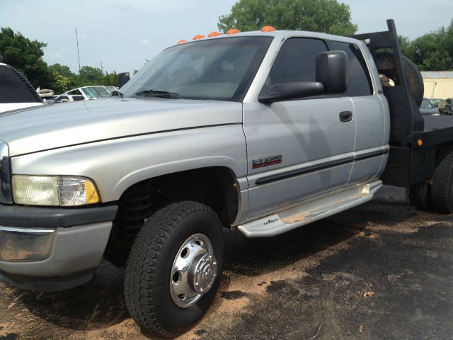 2001 Dodge Ram 3500 Z71 4X4 CREW CAB