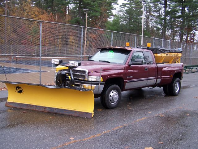 2001 Dodge Ram 3500 Laredo 2WD