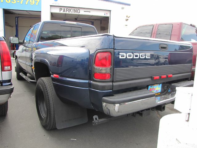 2001 Dodge Ram 3500 1/2 Ton Long Bed