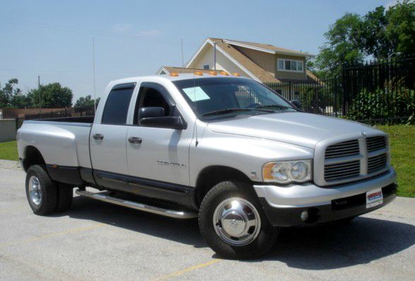 2004 Dodge Ram 3500 Sahara 4X4