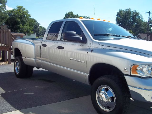 2004 Dodge Ram 3500 2500 SLT