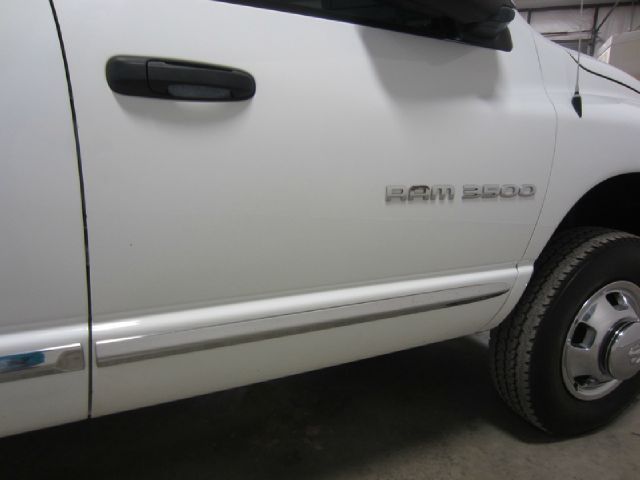 2004 Dodge Ram 3500 F35