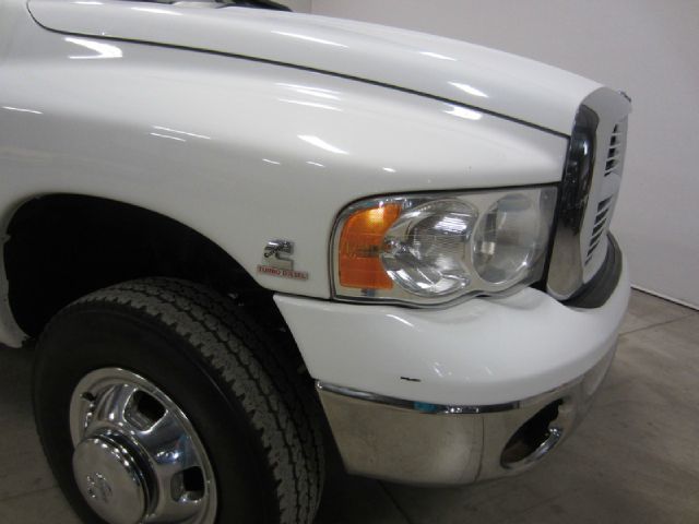 2004 Dodge Ram 3500 F35