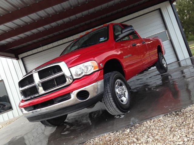 2005 Dodge Ram 3500 4dr 4WD EXT LS 4x4 SUV