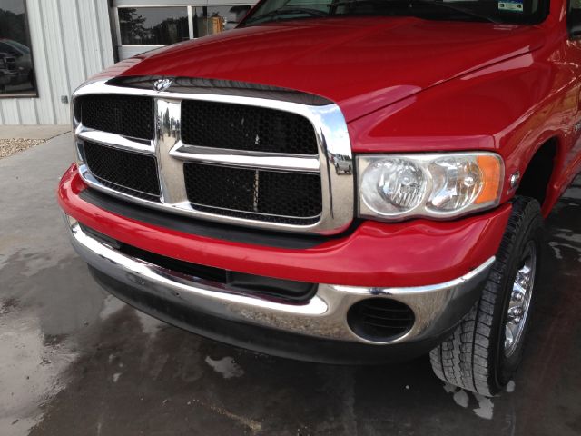 2005 Dodge Ram 3500 4dr 4WD EXT LS 4x4 SUV