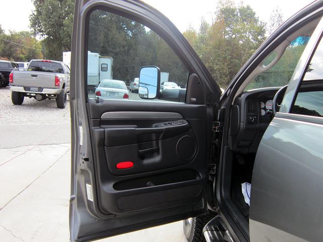 2005 Dodge Ram 3500 SLT