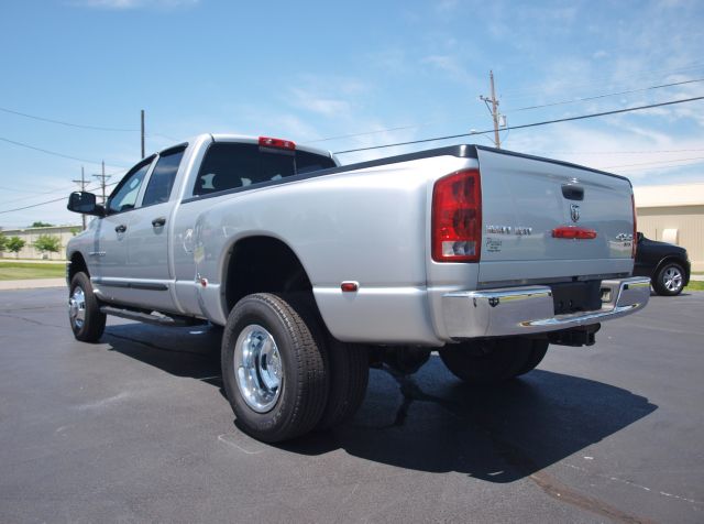 2005 Dodge Ram 3500 2500 SLT